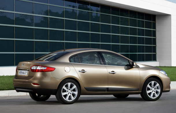 Renault Fluence 4 bin TL indirim yaptı