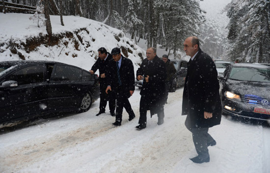 MHP'lilerin Kızılcıhamam keyfi!