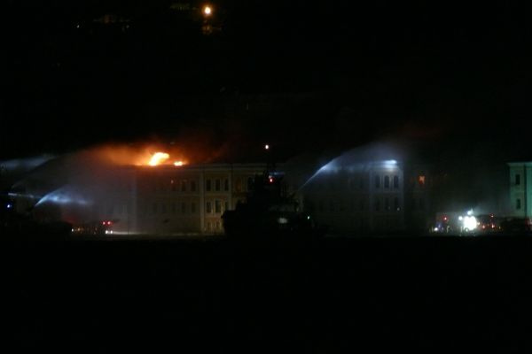 Galatasaray Üniversitesi yandı