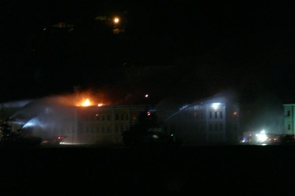 Galatasaray Üniversitesi yandı