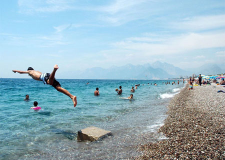 Çılgın Türkler plajda