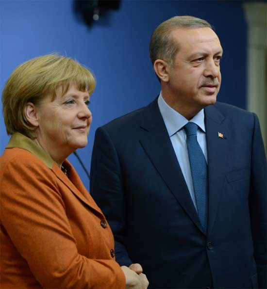 Merkel ve Erdoğan dini liderlerle görüştü