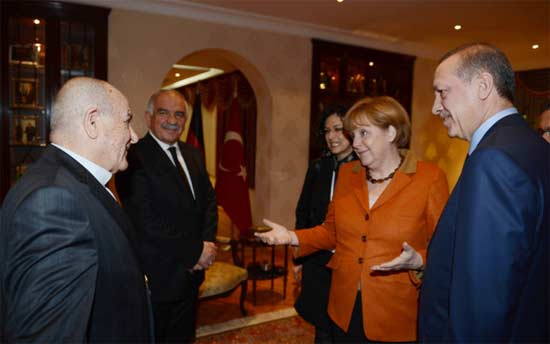 Merkel ve Erdoğan dini liderlerle görüştü