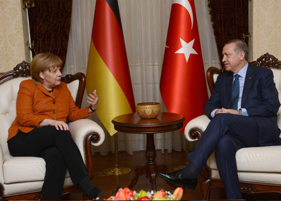 Ankara'dan Merkel geçti