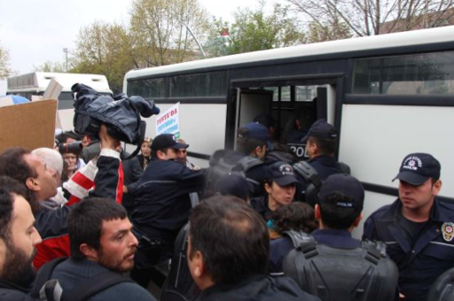 YÖK protestosuna gözaltı