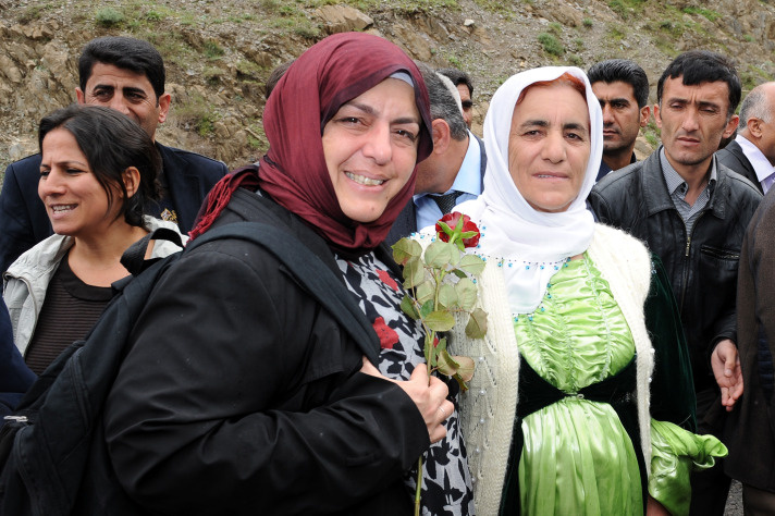 Akil İnsanlar Hakkari'de ağladı