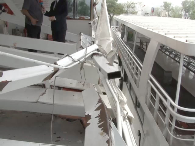 2 yolcu teknesi çarpıştı
