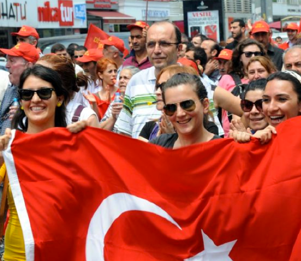Sendikalar Taksim'e yürüdü!