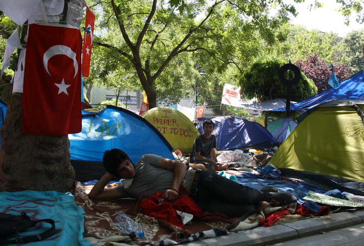 Taksim'in göbeğinde, olaylardan uzak...