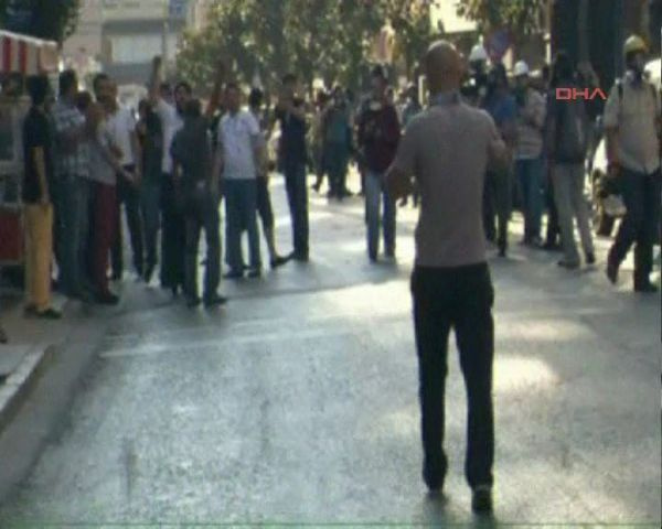 Taksim ve İstiklal'de polis müdahalesi