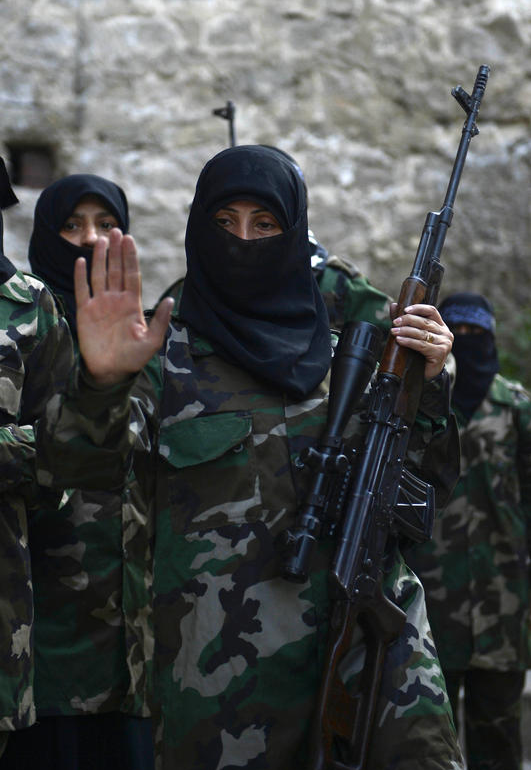 Suriyeli kadın savaşçıları 