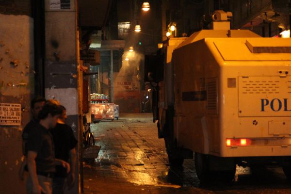 Taksim'de polis müdahalesi