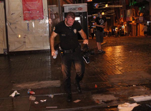 Taksim'de polis müdahalesi