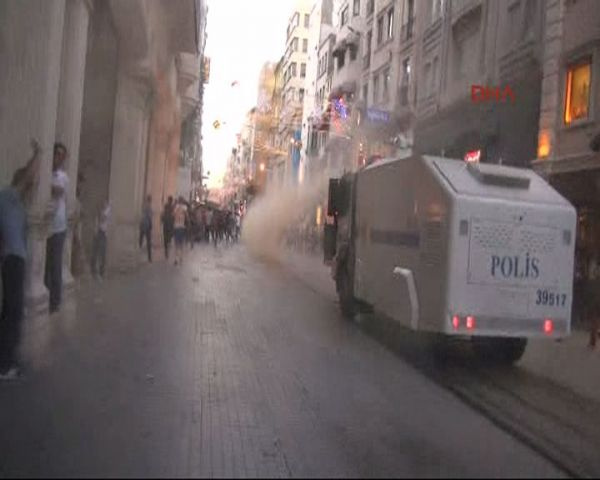 Taksim yine karıştı