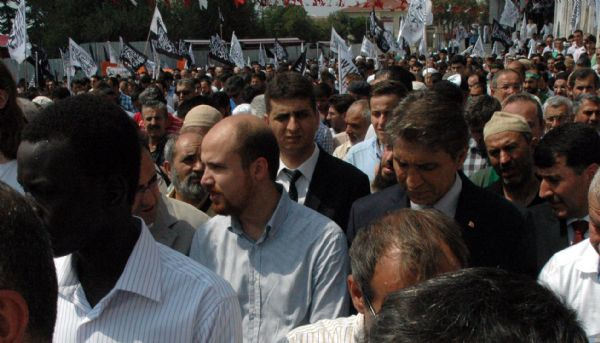 Mısır protestosunda tartışılacak pankartlar