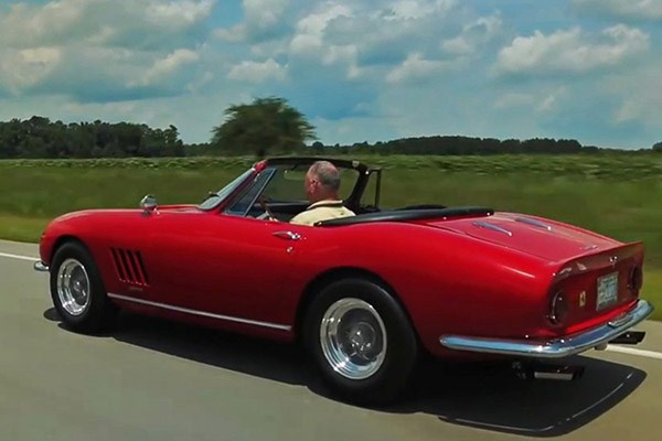 1967 model Ferrari uçuk fiyata satıldı
