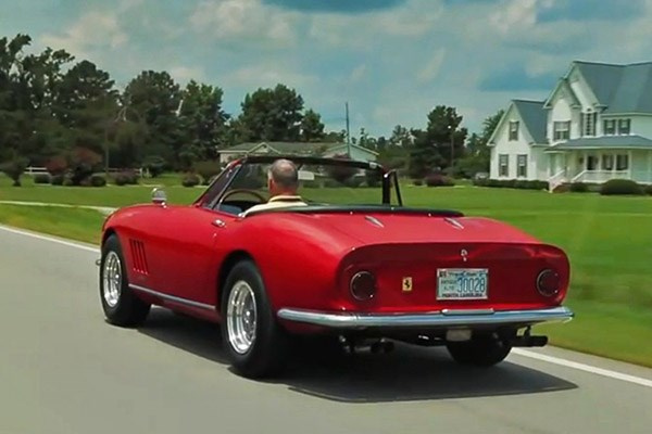 1967 model Ferrari uçuk fiyata satıldı