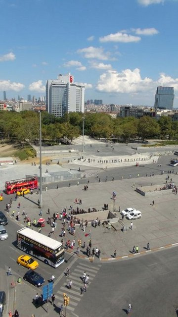 Gezi Parkı kapatıldı