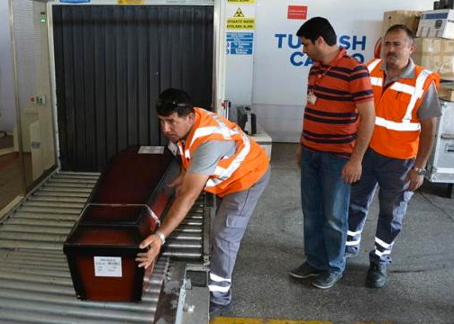 Gözyaşları ve dualarla uğurlandı