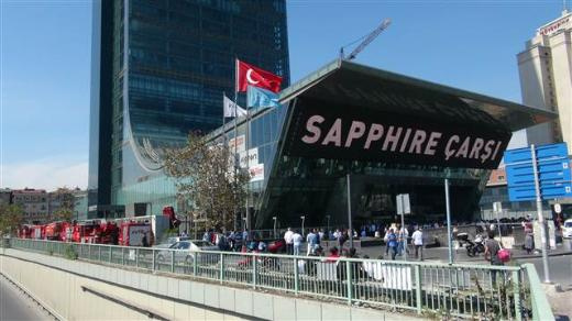 Sapphire'de yangın paniği