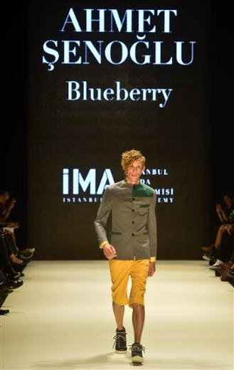 Bol mesajlı İstanbul Fashion Week