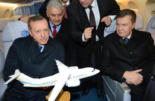 Başbakan Erdoğan pilot koltuğunda