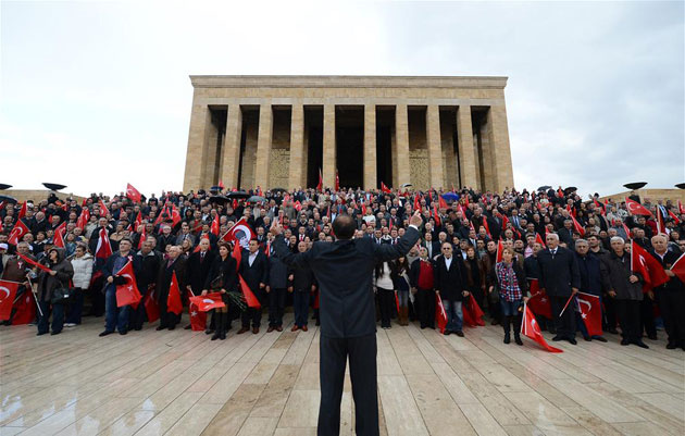 Astsubaylar Anıtkabir'e yürüdü