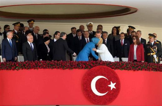 29 Ekim'e Emine Erdoğan damgası