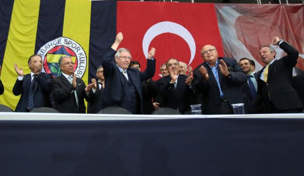 Sosyal Medyada Aziz Yıldırım fırtınası