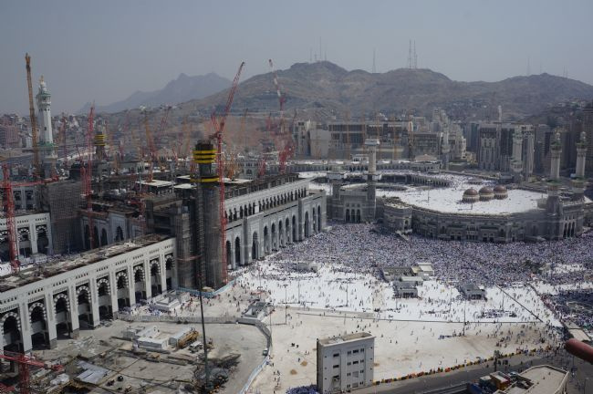 Kabe'de değişimin ikinci aşaması başladı