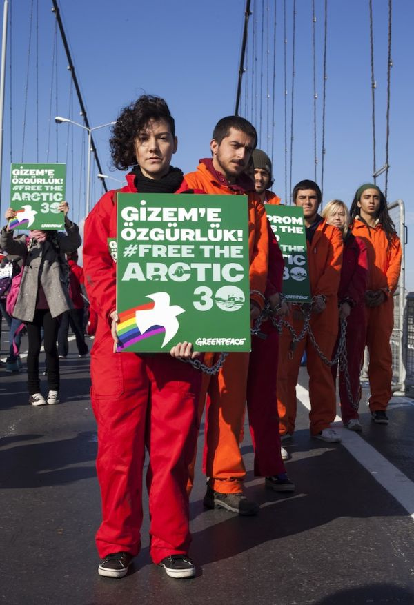 Greenpeace Gizem için yürüdü