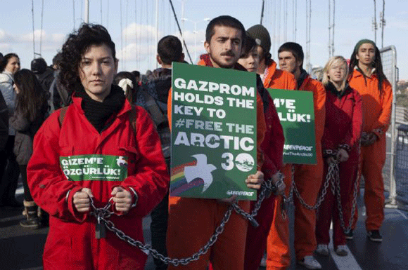 Greenpeace Gizem için yürüdü