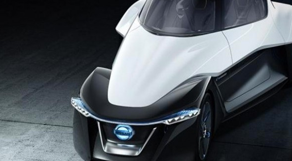 Nissan'dan benzersiz bir otomobil BladeGlider