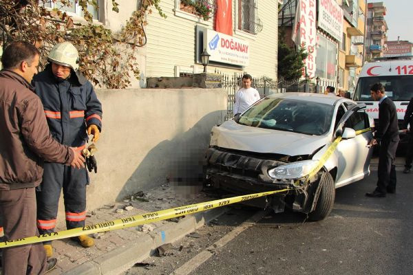 Üniversiteli genç ehliyetsiz sürücü kurbanı oldu