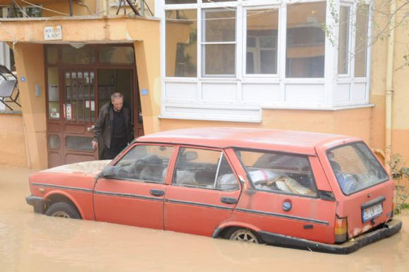 Edirne sular altında kaldı