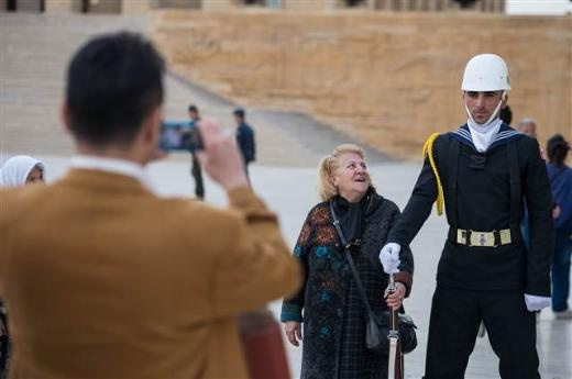 Anıtkabir'in 'heykel' askerleri