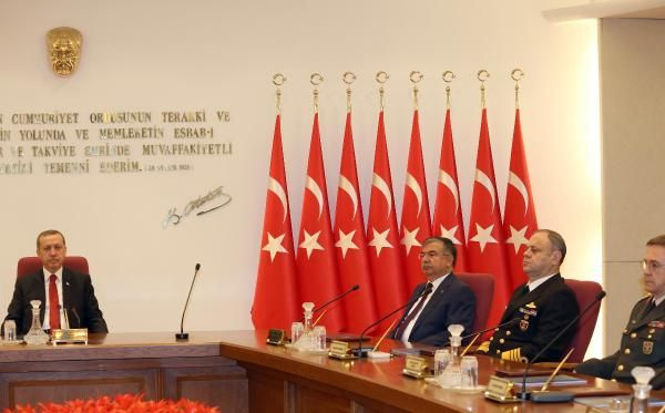 YAŞ Başbakan Erdoğan başkanlığında toplandı