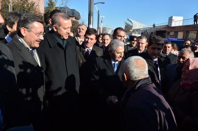 Başbakan Erdoğan, Ankara metrosunu inceledi