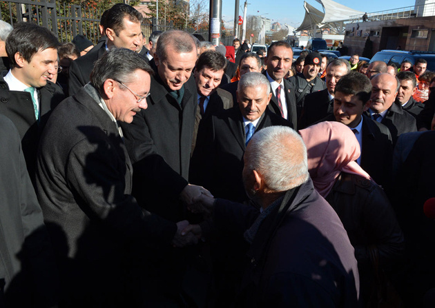 Başbakan Erdoğan, Ankara metrosunu inceledi