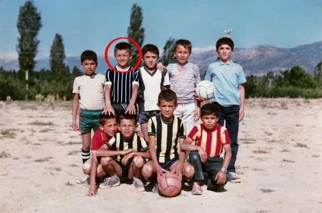 Bu futbolcuyu tanıdınız mı?