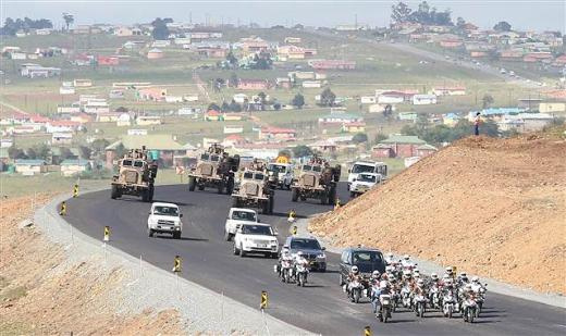 Mandela’nın cenazesi, memleketine götürüldü