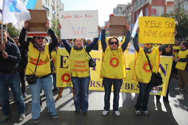 Ayakkabı kutulu eylem