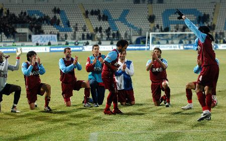 Trabzonlu futbolcular kolbastı oynadı