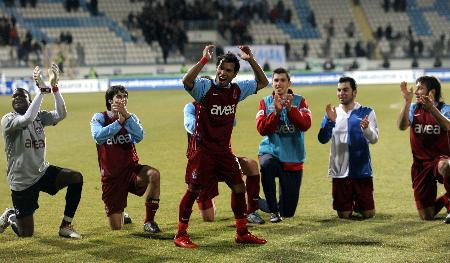 Trabzonlu futbolcular kolbastı oynadı