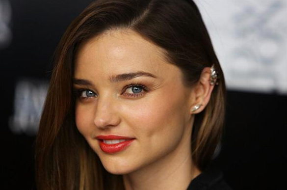 Dünyaca ünlü manken Miranda Kerr Antalya'da