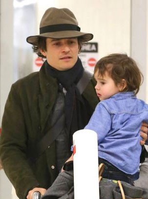 Orlando Bloom ve oğlu havalimanında yakalandı!