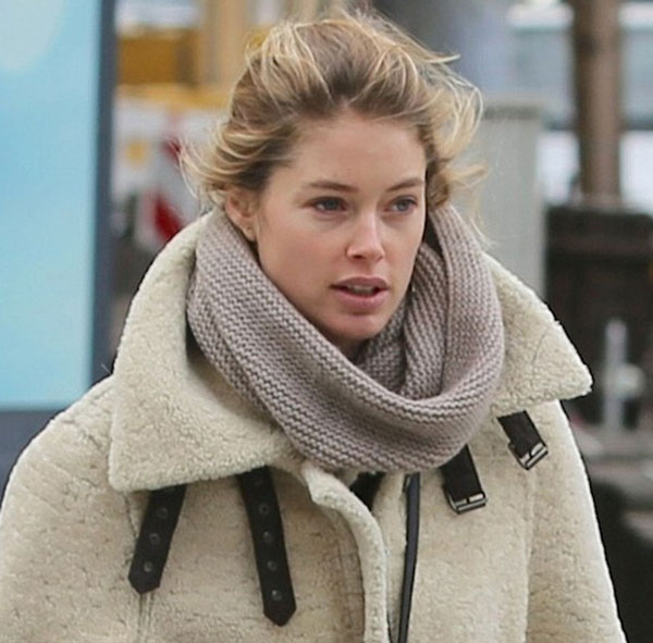 Doutzen Kroes'un makyajsız hali görenleri büyüledi