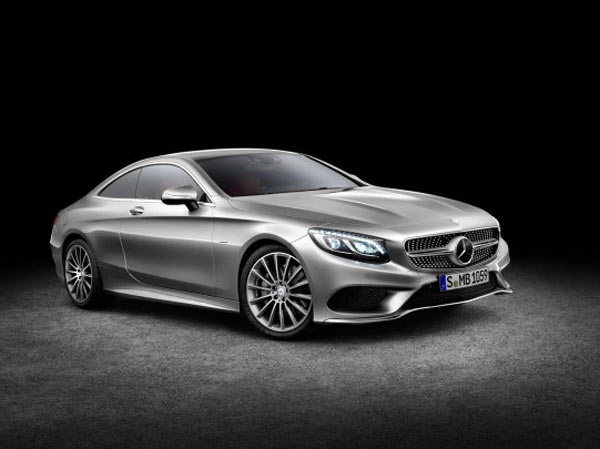 Mercedes S Coupe göz kamaştırdı!