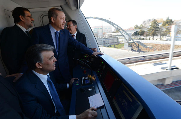 Başkent yeni metro hattına kavuştu