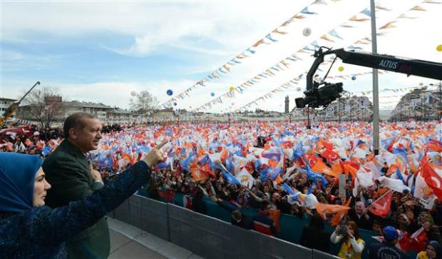 Başbakan Erdoğan'a Sivas'ta çoşkulu karşılama